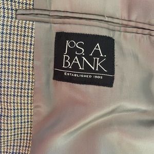Jos a Bank houndstooth classic blazer! Size 46 long!